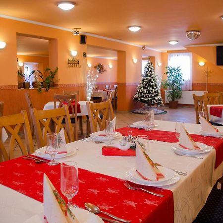 Arany Patko Panzio Hotell Debrecen Exteriör bild
