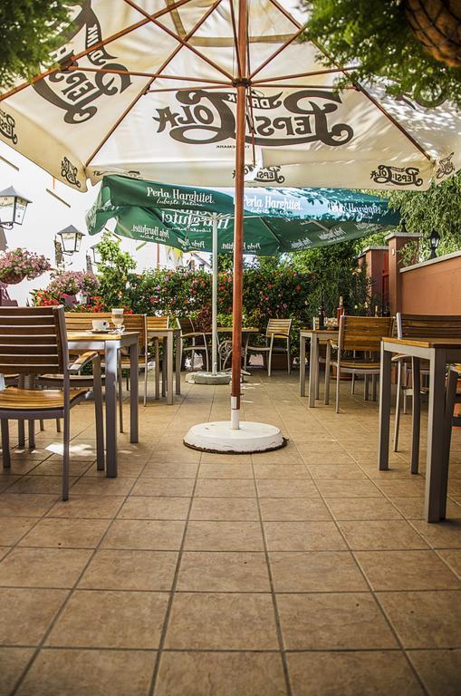 Arany Patko Panzio Hotell Debrecen Exteriör bild